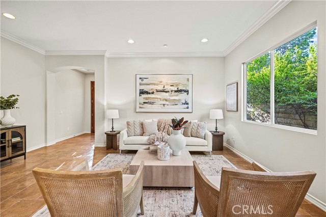 Image 13 of 52 For 24986 Greensbrier Drive
