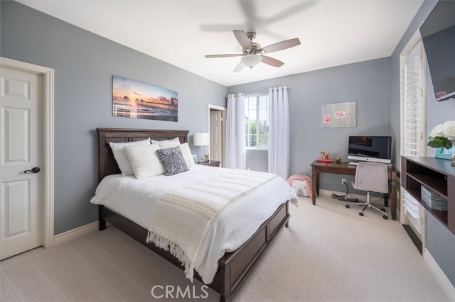 24816 Los Altos Drive, Valencia CA: https://media.crmls.org/medias/14d88e13-47e6-4f3e-99b9-0c7e5aaabc72.jpg