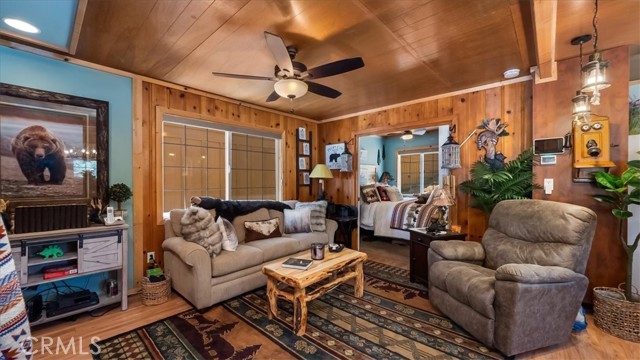 Detail Gallery Image 3 of 18 For 192 Vista Ln, Sugarloaf,  CA 92386 - 1 Beds | 1 Baths