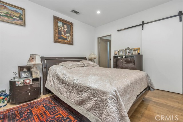 6015 Laurelgrove Avenue, North Hollywood CA: https://media.crmls.org/medias/14d96ba6-204b-46e2-91d7-a2fd4d0251da.jpg