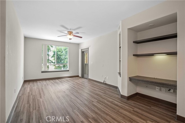 Detail Gallery Image 4 of 18 For 24595 Town Center Dr #3211,  Valencia,  CA 91355 - 2 Beds | 2 Baths
