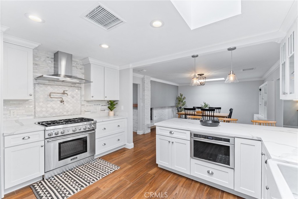 MLS #OC25137424 img 22