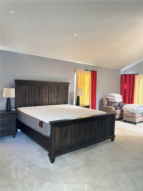 Detail Gallery Image 3 of 7 For 17 Urbino, Irvine,  CA 92620 - 3 Beds | 2/1 Baths