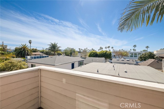 Detail Gallery Image 35 of 41 For 619 N Guadalupe #4,  Redondo Beach,  CA 90277 - 3 Beds | 2/1 Baths