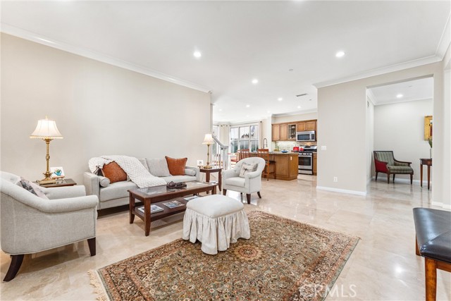 Detail Gallery Image 5 of 56 For 37 Peony, Irvine,  CA 92618 - 3 Beds | 2/1 Baths