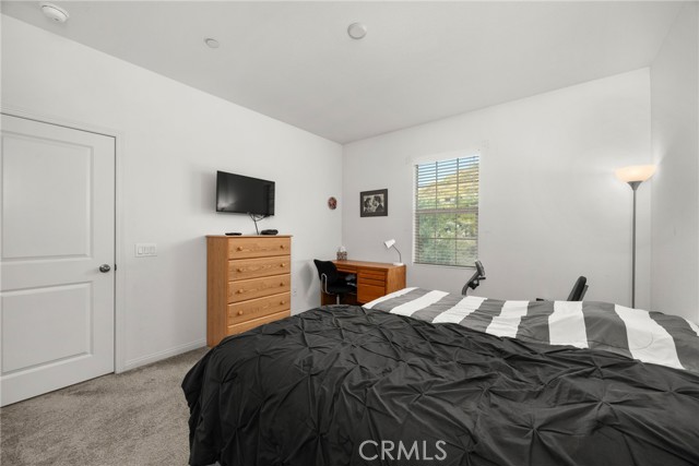 Detail Gallery Image 23 of 27 For 22886 Concord, Saugus,  CA 91350 - 2 Beds | 2/1 Baths