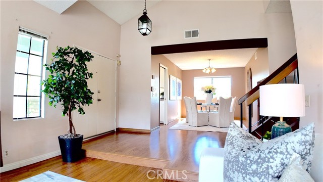 Detail Gallery Image 12 of 61 For 6 Skyline, Phillips Ranch,  CA 91766 - 4 Beds | 3 Baths