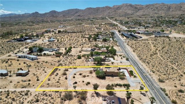 7125 Sunny Vista Road, Joshua Tree CA: https://media.crmls.org/medias/14e1bcfa-9793-45e9-9314-30f1dd018cb4.jpg