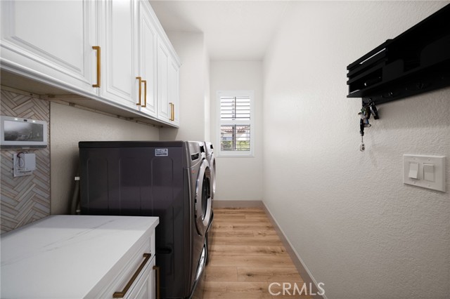 8067 Terraza Court, Riverside CA: https://media.crmls.org/medias/14e1bf62-609a-4b30-8bc5-187d03c257d9.jpg