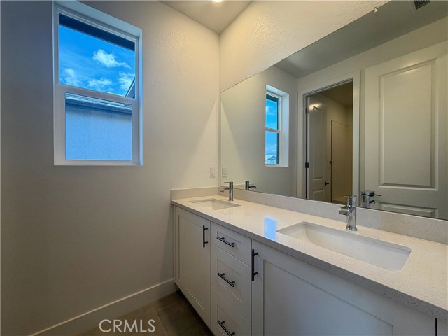 Detail Gallery Image 26 of 28 For 105 Great Park Bld, Irvine,  CA 92618 - 4 Beds | 3 Baths