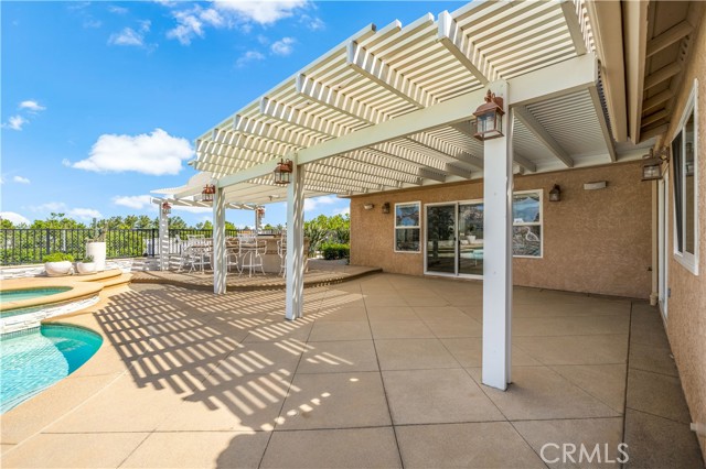 32070 Corte Bonilio, Temecula CA: https://media.crmls.org/medias/14e24ba1-4c36-41aa-8102-39d025d683ee.jpg