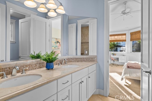 1900 Walnut Avenue, Manhattan Beach, California 90266, 5 Bedrooms Bedrooms, ,4 BathroomsBathrooms,Residential,Sold,Walnut,SB21229114