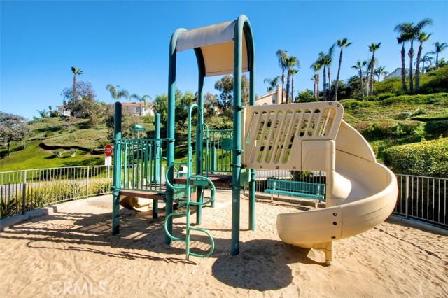 Detail Gallery Image 32 of 32 For 28653 La Azteca, Laguna Niguel,  CA 92677 - 2 Beds | 2 Baths