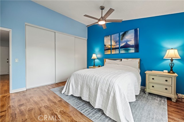 21742 Grovepark Drive, Saugus CA: https://media.crmls.org/medias/14e3b660-f2a5-42e9-82dd-a3e0acf1620c.jpg