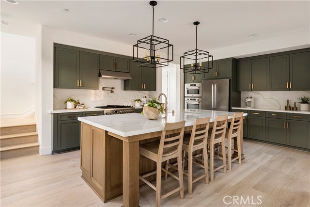 Image 3 of 22 For 197 Palm Street