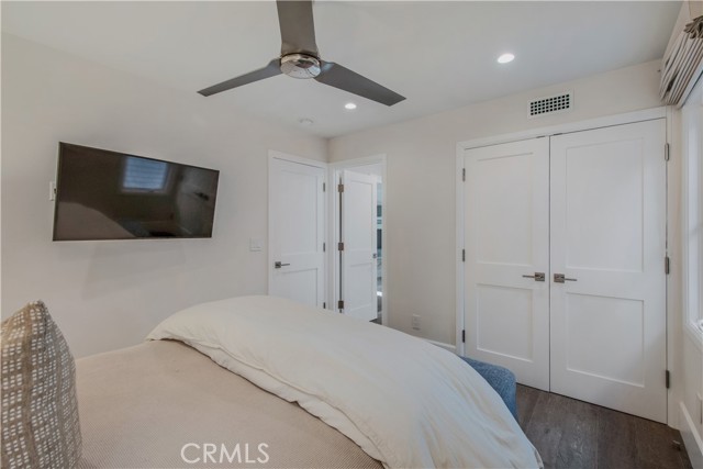 Detail Gallery Image 33 of 55 For 317 E Bay Front, Newport Beach,  CA 92662 - 3 Beds | 3/1 Baths