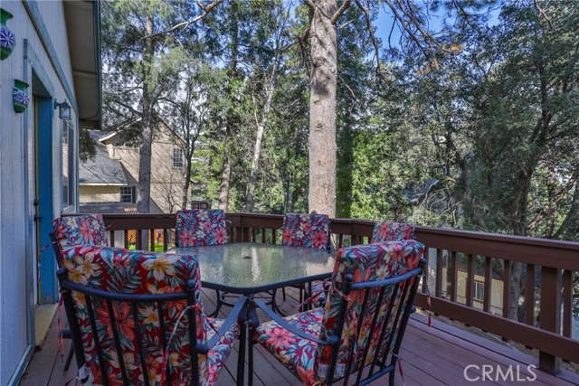 Detail Gallery Image 13 of 50 For 198 Pine Ridge Rd, Crestline,  CA 92325 - 3 Beds | 2/1 Baths