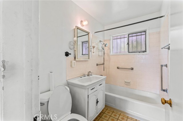 Detail Gallery Image 16 of 24 For 4303 Kansas Ave, Riverside,  CA 92507 - 3 Beds | 1 Baths