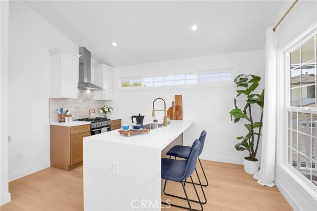 3306 San Anseline Avenue, Long Beach CA: https://media.crmls.org/medias/14e8660b-292b-4b50-a407-97a341ca2d6b.jpg