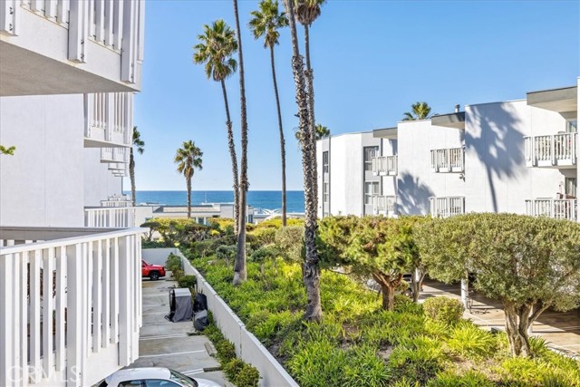 620 The Village, Redondo Beach, California 90277, ,1 BathroomBathrooms,Residential,Sold,The Village,SB22239791