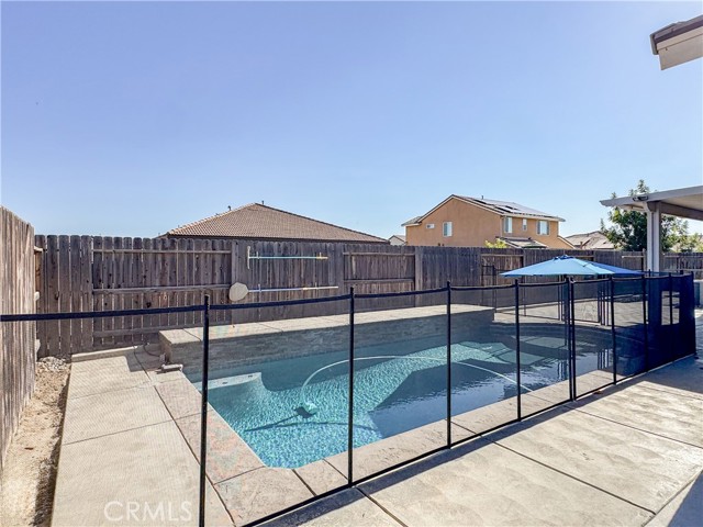 Detail Gallery Image 52 of 56 For 15527 Avanti Dr, Bakersfield,  CA 93314 - 4 Beds | 3/1 Baths