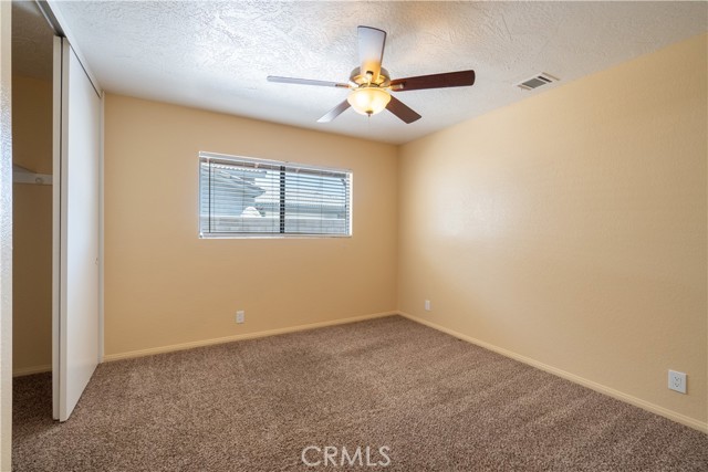 Detail Gallery Image 11 of 31 For 18625 Catalina Rd, Victorville,  CA 92395 - 3 Beds | 2 Baths
