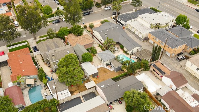 516 S Sparks S Street, Burbank CA: https://media.crmls.org/medias/14e9e97b-7bc0-4a56-9cbb-e59f24ed0d45.jpg