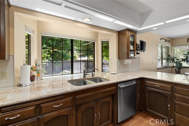 8830 San Gabriel Road, Atascadero CA: https://media.crmls.org/medias/14ea94b2-4151-4921-abd5-e567fb272d8c.jpg