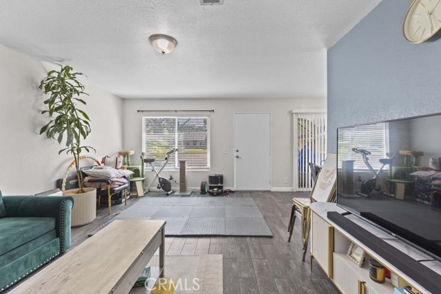 Detail Gallery Image 15 of 32 For 1338 S Diamond Bar, Diamond Bar,  CA 91765 - 2 Beds | 1/1 Baths