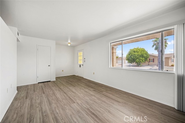 Detail Gallery Image 12 of 25 For 28981 Glen Oaks Dr, Menifee,  CA 92586 - 2 Beds | 1 Baths