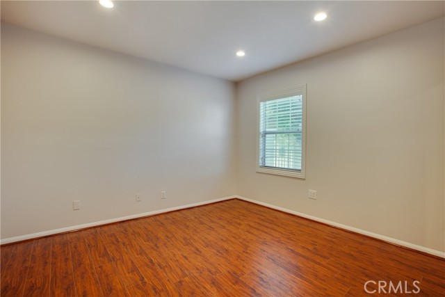 Detail Gallery Image 27 of 39 For 3667 Sawtelle Bld, Los Angeles,  CA 90066 - 5 Beds | 3/1 Baths