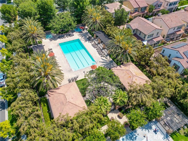 52 Norwich, Irvine CA: https://media.crmls.org/medias/14eda69f-9cbe-4e2c-b7d3-ebda9b15c177.jpg