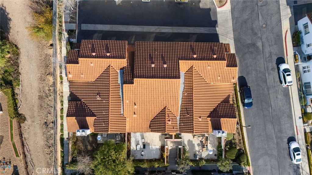 https://media.crmls.org/medias/14ee0d92-3ce8-4210-8e2a-5ddd266b86da.jpg?preset=X-Large