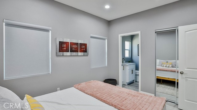 408 S Flower Street, Santa Ana CA: https://media.crmls.org/medias/14ee92c3-4915-4dab-b532-0e3406570cf0.jpg