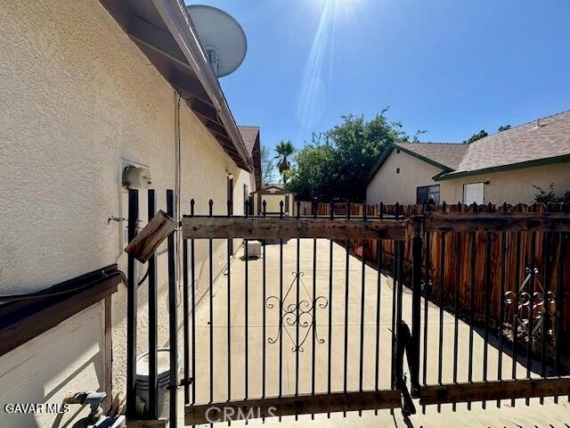 Detail Gallery Image 5 of 37 For 4252 E Avenue Q11, Palmdale,  CA 93552 - 3 Beds | 3 Baths