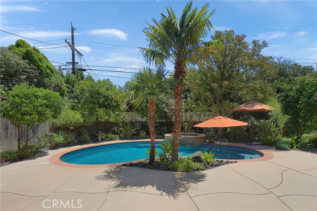5866 Varna Avenue, Valley Glen CA: https://media.crmls.org/medias/14ef9e7d-2ee0-4d51-91bd-7eb6f0b405f7.jpg
