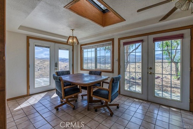 Detail Gallery Image 9 of 24 For 30668 3/4 Tick Canyon Rd, Canyon Country,  CA 91387 - 3 Beds | 3 Baths