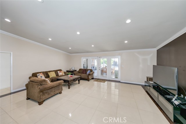 Detail Gallery Image 13 of 39 For 814 Kellogg, Glendale,  CA 91202 - 3 Beds | 2 Baths