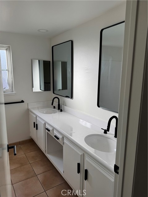Image 30 of 34 For 9921 Oceancrest Drive