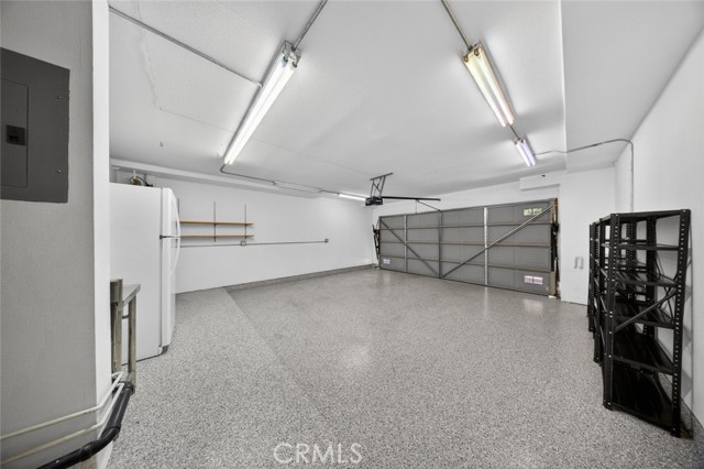 Detail Gallery Image 35 of 43 For 15235 Magnolia Bld #E,  Sherman Oaks,  CA 91403 - 3 Beds | 3 Baths