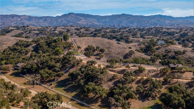 Detail Gallery Image 7 of 74 For 4086 E Oak Trail Rd, Santa Ynez,  CA 93460 - 3 Beds | 4/2 Baths