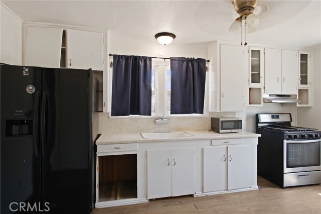 Detail Gallery Image 16 of 34 For 330 W 22nd St, Merced,  CA 95340 - 2 Beds | 1 Baths