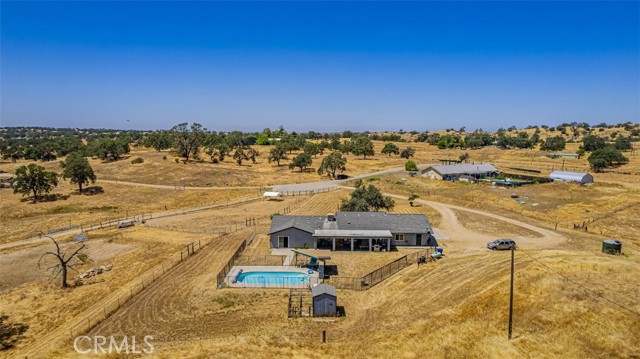 35095 Rough Rider Way, Raymond CA: https://media.crmls.org/medias/14f1b983-c9f2-408f-a402-4af9fd5bd2c5.jpg