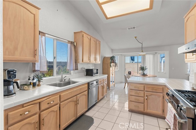 Detail Gallery Image 19 of 33 For 781 Koval, Santa Maria,  CA 93455 - 3 Beds | 2 Baths