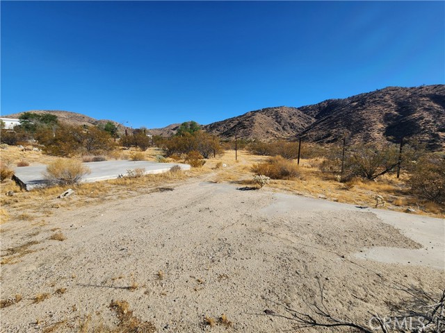 Detail Gallery Image 18 of 19 For 29 Palms Hwy, Morongo Valley,  CA 92256 - – Beds | – Baths