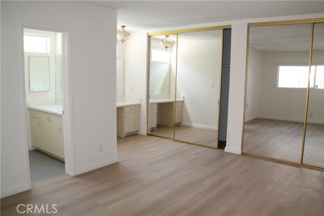 4487 Colbath Avenue, 103 photo 9