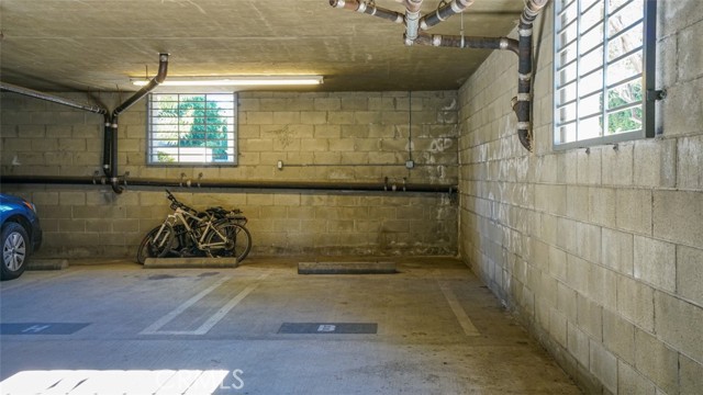 Detail Gallery Image 49 of 55 For 4705 Whitsett #106,  Studio City,  CA 91604 - 2 Beds | 2 Baths