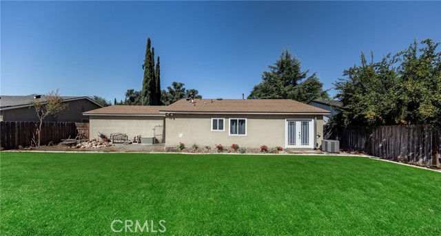 Detail Gallery Image 15 of 17 For 870 Falcon Ln, Redlands,  CA 92374 - 4 Beds | 2 Baths