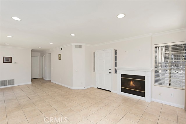 Detail Gallery Image 10 of 42 For 8279 Sutterhome Pl, Rancho Cucamonga,  CA 91730 - 3 Beds | 2/1 Baths