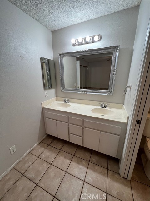 Detail Gallery Image 13 of 19 For 23230 Canyon Lake Dr N, Canyon Lake,  CA 92587 - 3 Beds | 2 Baths